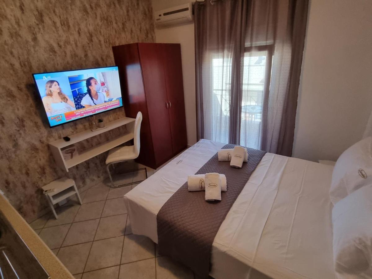 Premium Suites Ofrínion Exterior foto