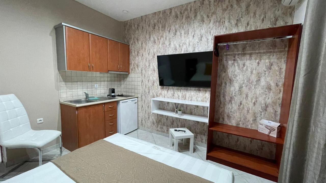 Premium Suites Ofrínion Exterior foto